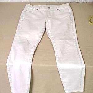 LOFT Women's Skinny Jeans in White